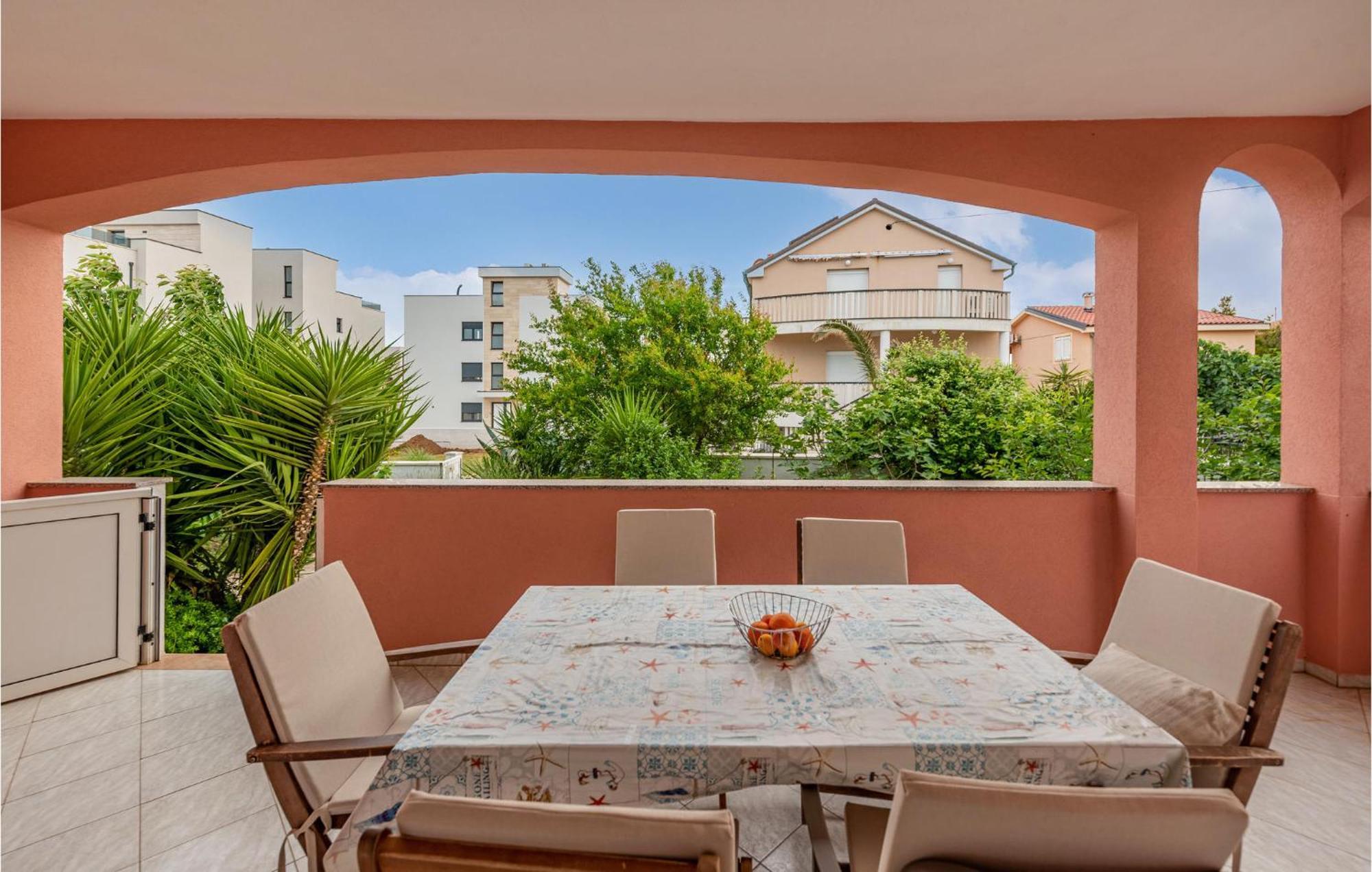 Lovely Apartment In Vir With Kitchen מראה חיצוני תמונה