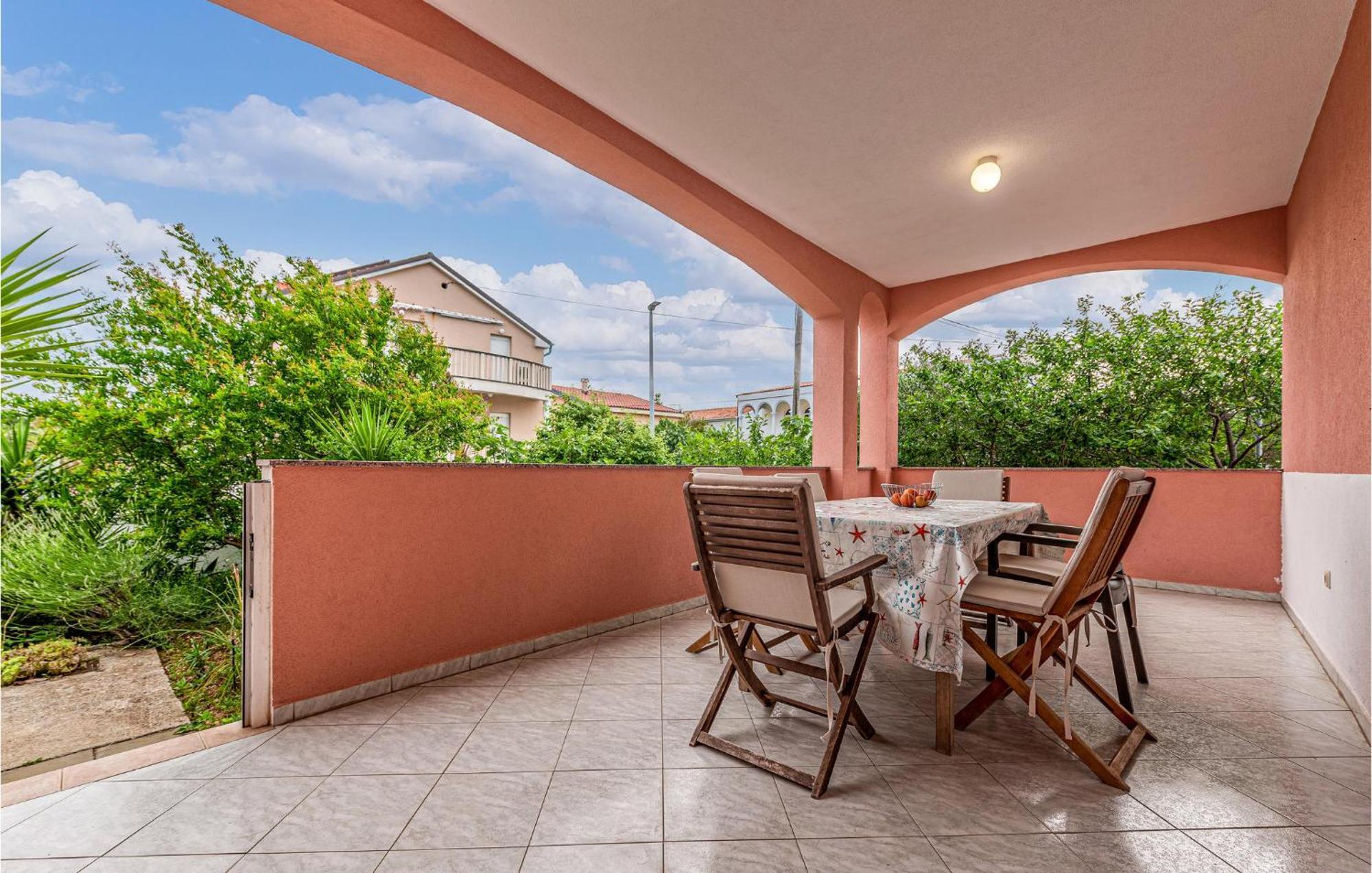 Lovely Apartment In Vir With Kitchen מראה חיצוני תמונה