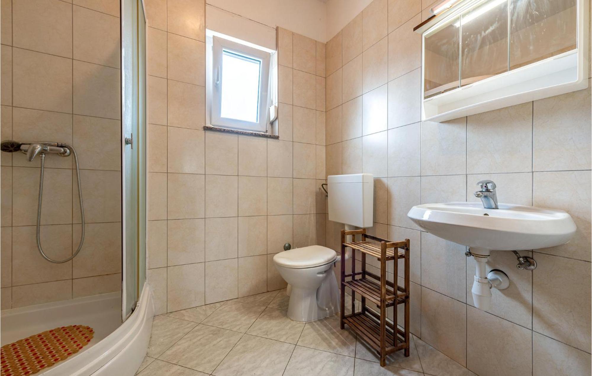 Lovely Apartment In Vir With Kitchen מראה חיצוני תמונה
